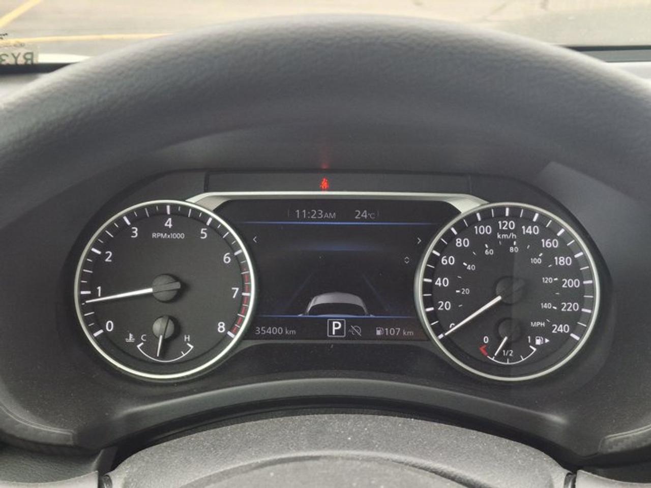 2024 Nissan Sentra SV | Sunroof | Heated Seats | Remote Start | Adaptive Cruise | Keyless Entry | Blind Spot and More ! Photo