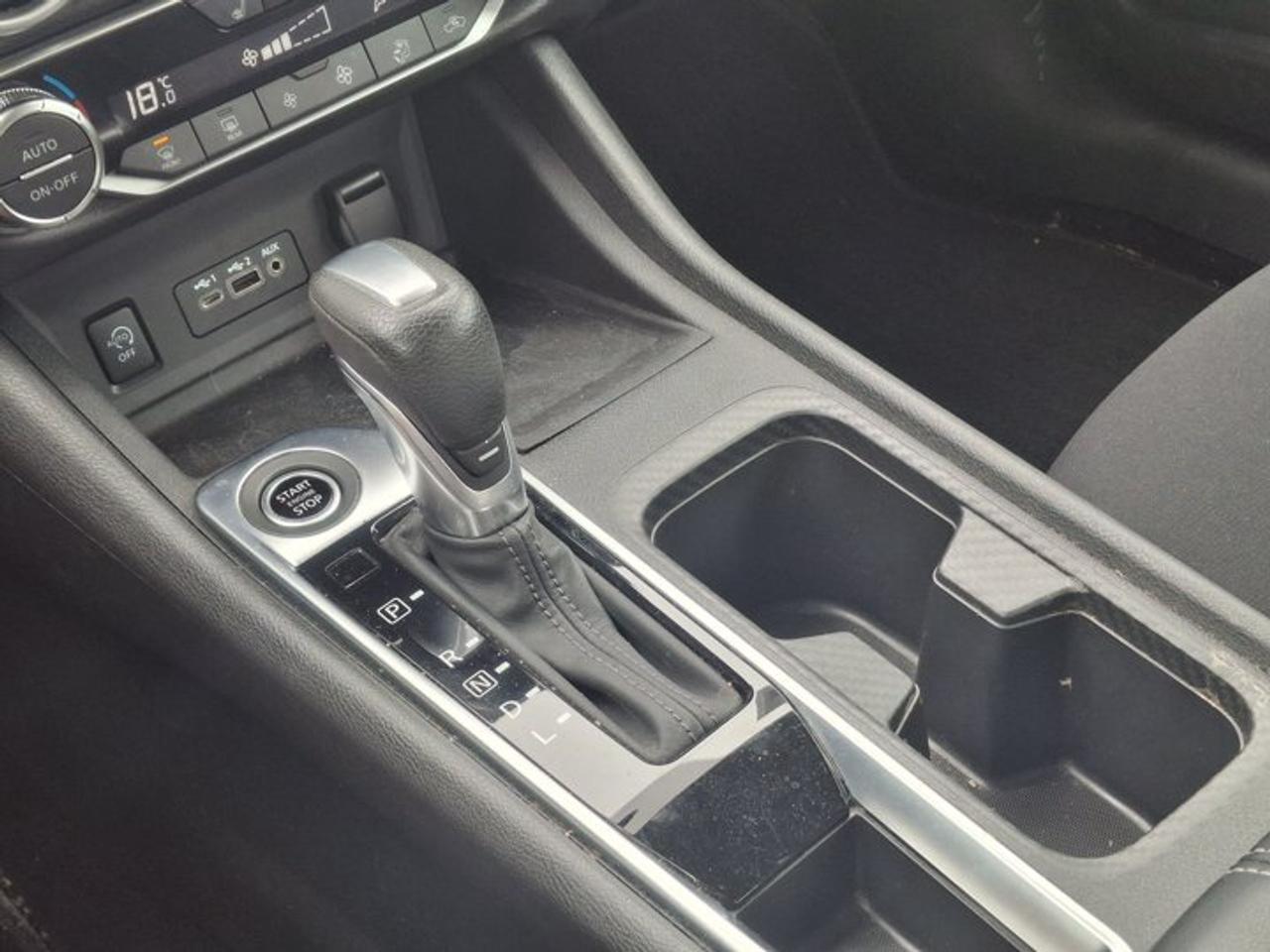 2024 Nissan Sentra SV | Sunroof | Heated Seats | Remote Start | Adaptive Cruise | Keyless Entry | Blind Spot and More ! Photo