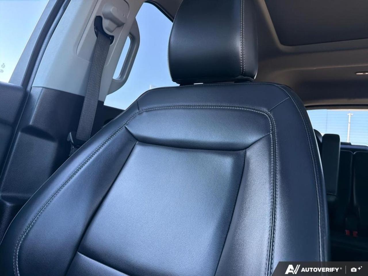 2021 Ford Explorer XLT  -  Apple CarPlay -  Android Auto Photo
