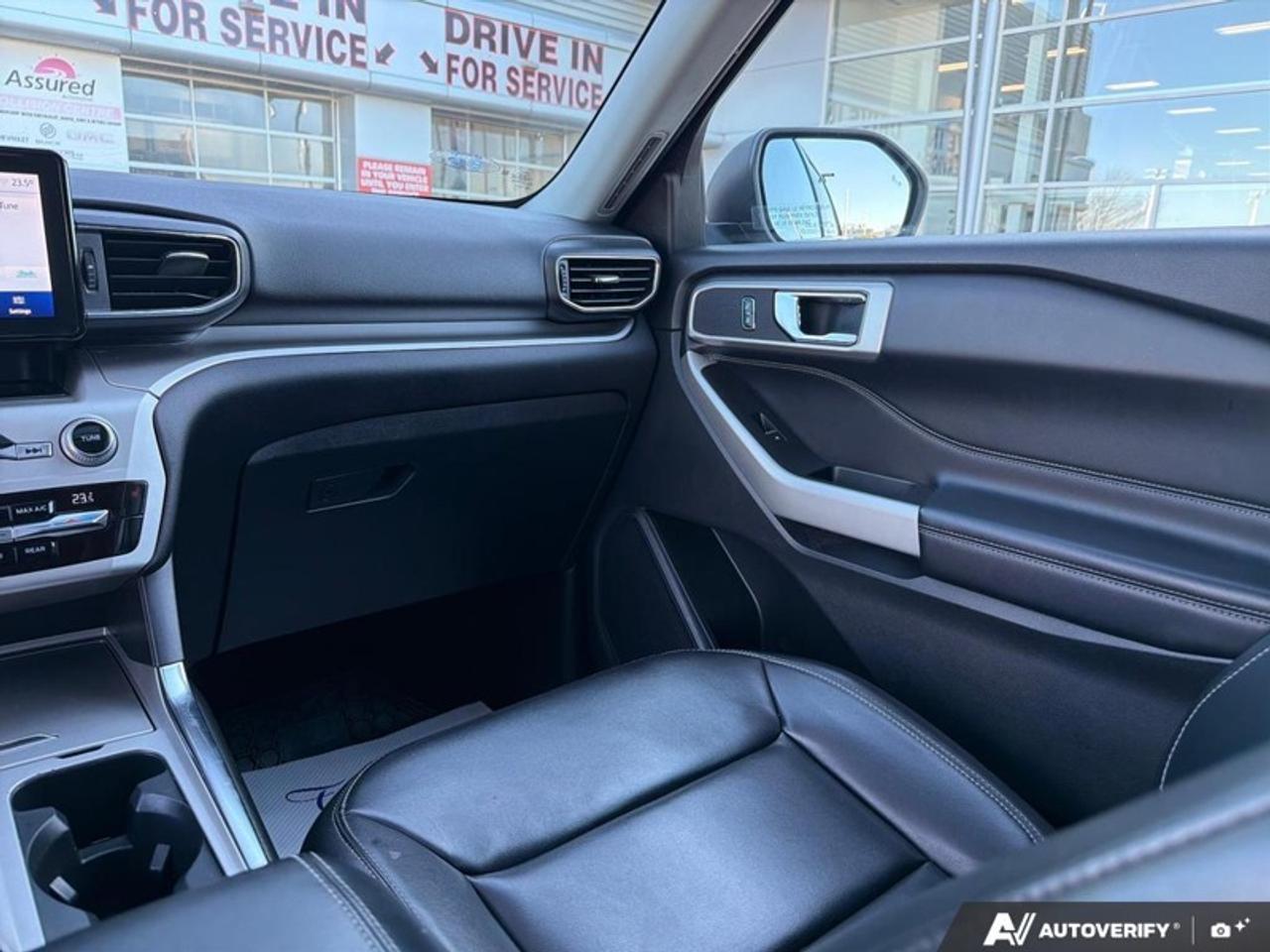 2021 Ford Explorer XLT  -  Apple CarPlay -  Android Auto Photo