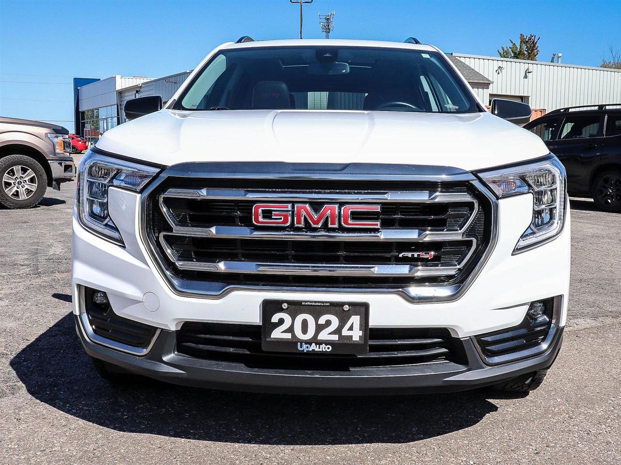 2024 GMC Terrain AT4 Photo