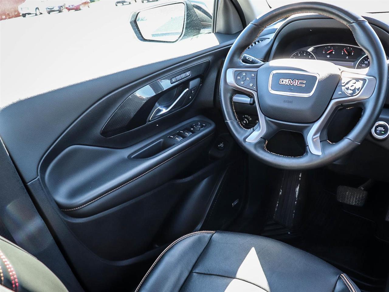 2024 GMC Terrain AT4 Photo