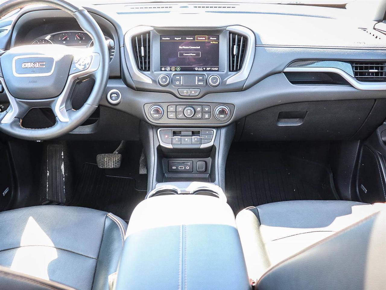 2024 GMC Terrain AT4 Photo