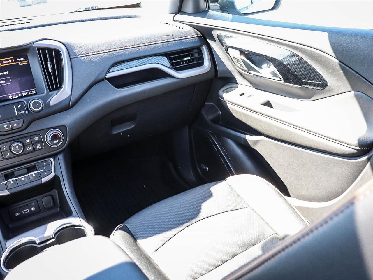 2024 GMC Terrain AT4 Photo
