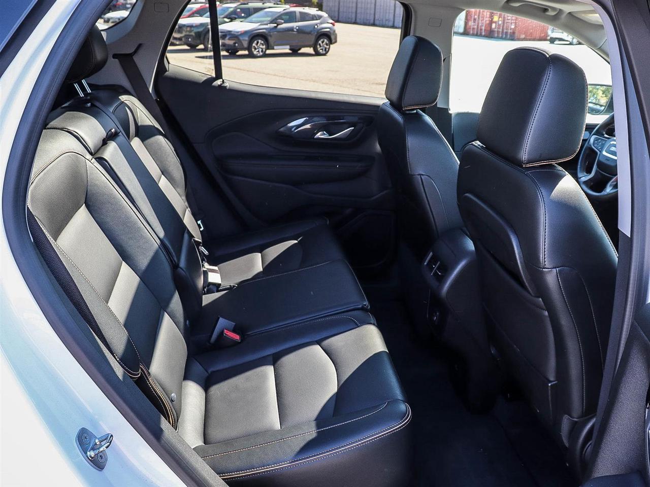 2024 GMC Terrain AT4 Photo