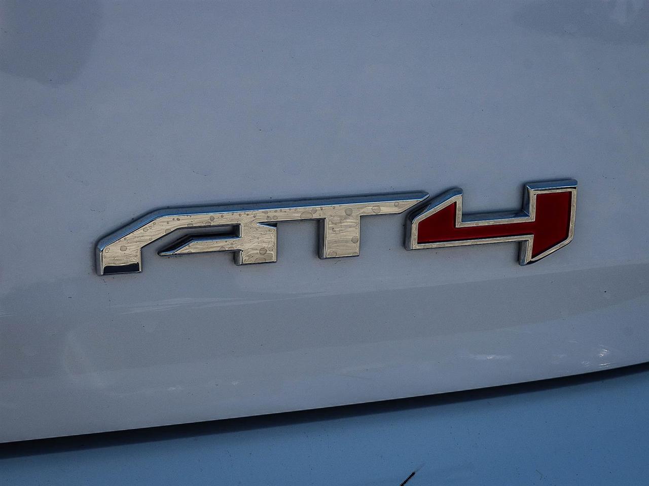 2024 GMC Terrain AT4 Photo