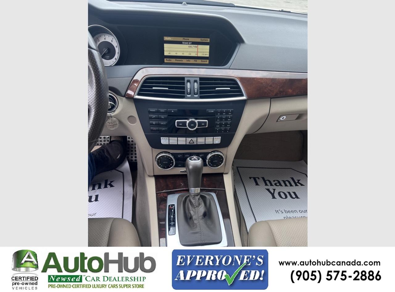2012 Mercedes-Benz C-Class C250-4MATIC-LEATHER-SUNROOF Photo