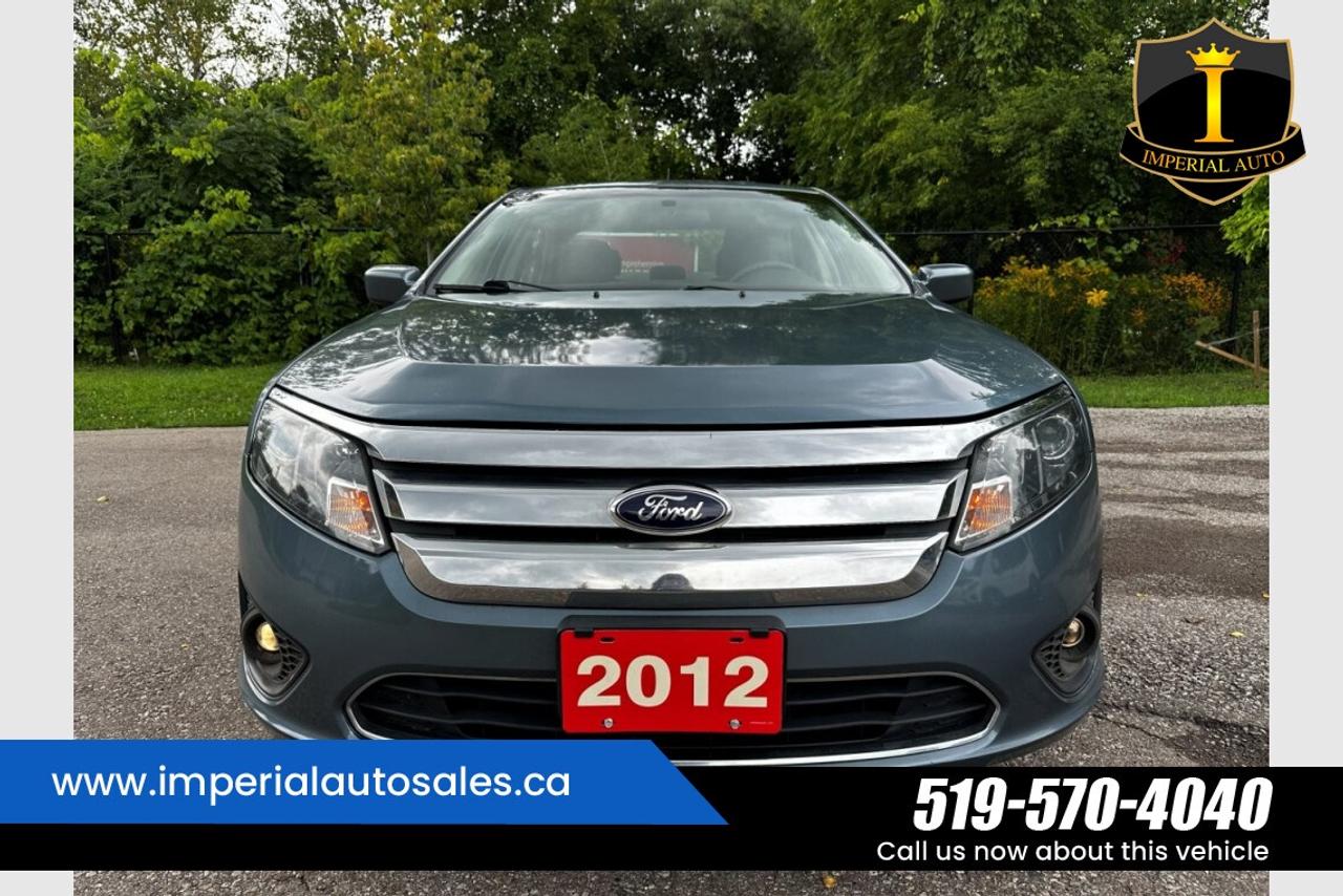 2012 Ford Fusion SE Photo2