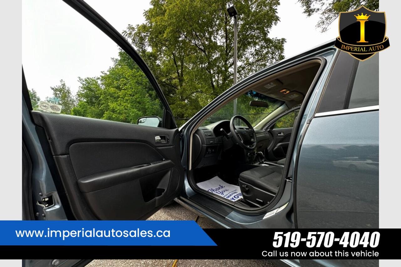 2012 Ford Fusion SE Photo