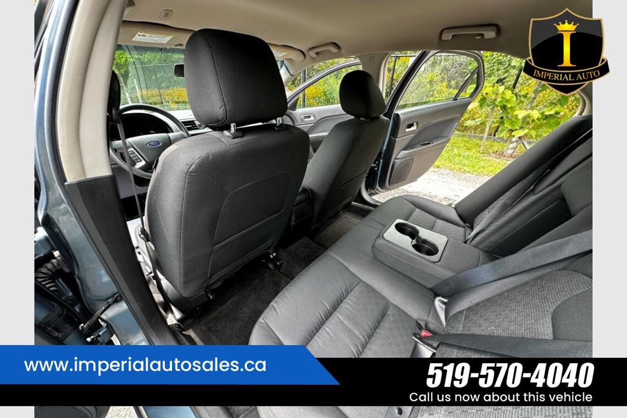 2012 Ford Fusion SE Photo