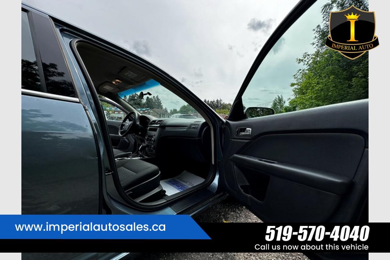 2012 Ford Fusion SE Photo