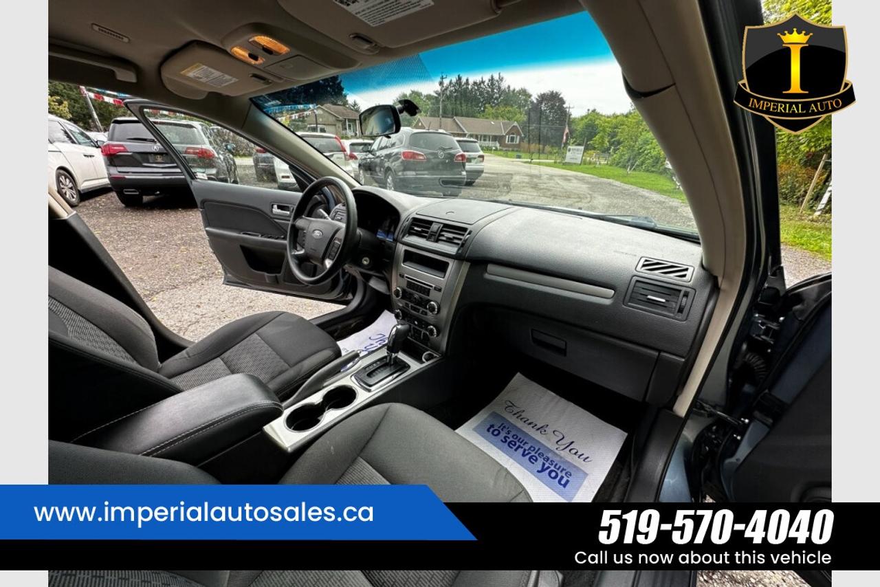2012 Ford Fusion SE Photo