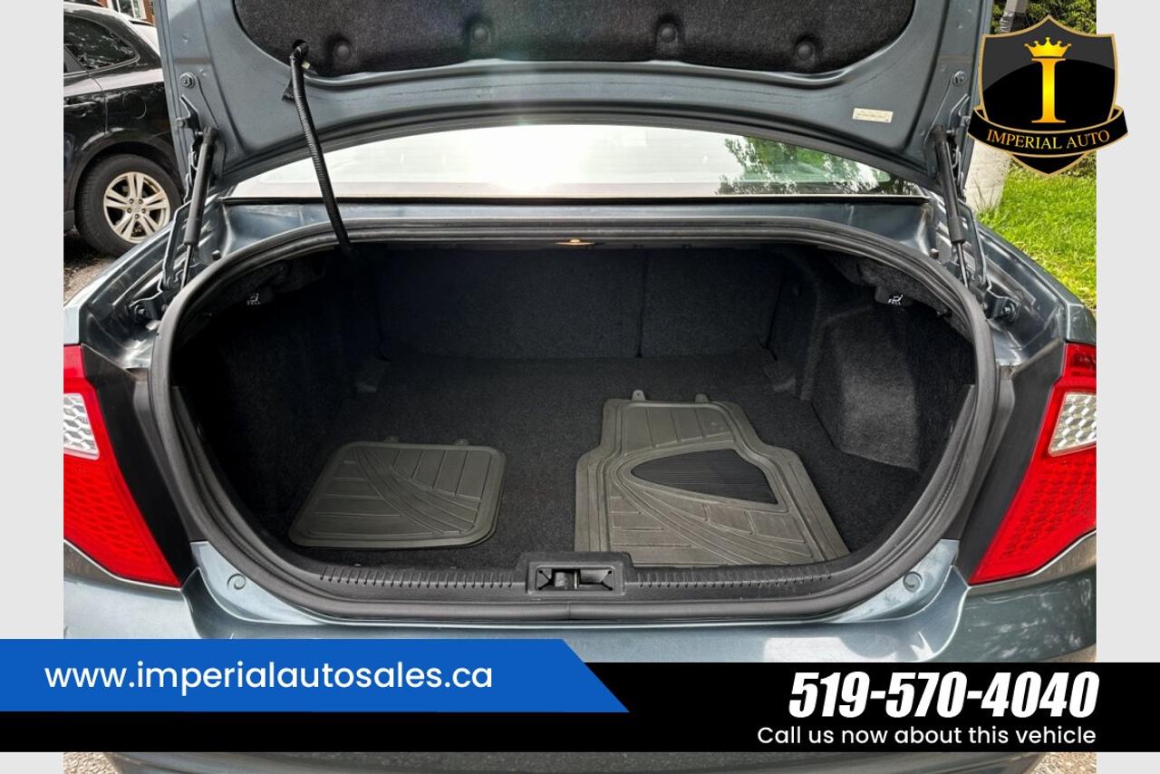 2012 Ford Fusion SE Photo