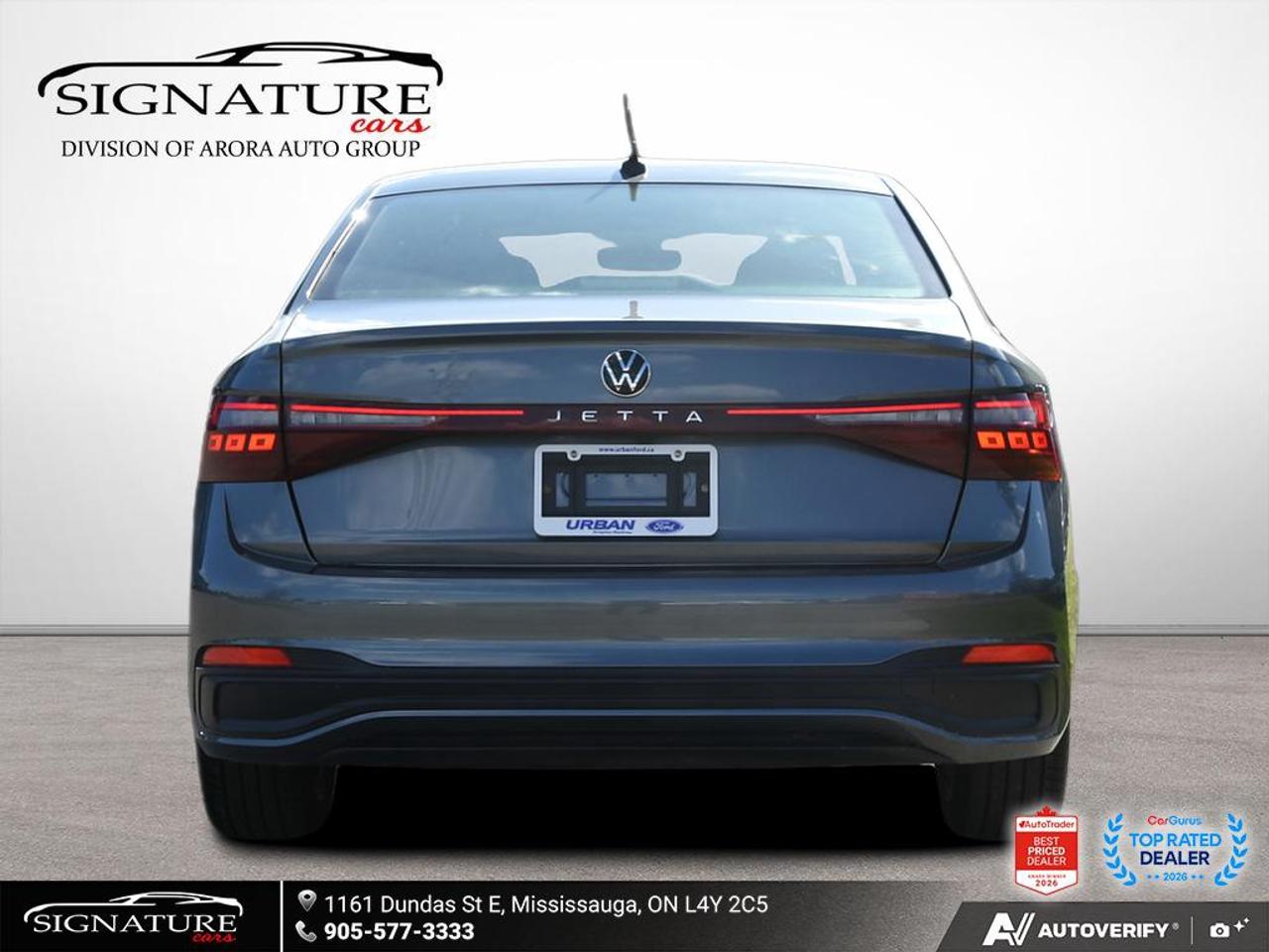 2025 Volkswagen Jetta Comfortline Sport Pkg No Accident Sunroof Leather Photo