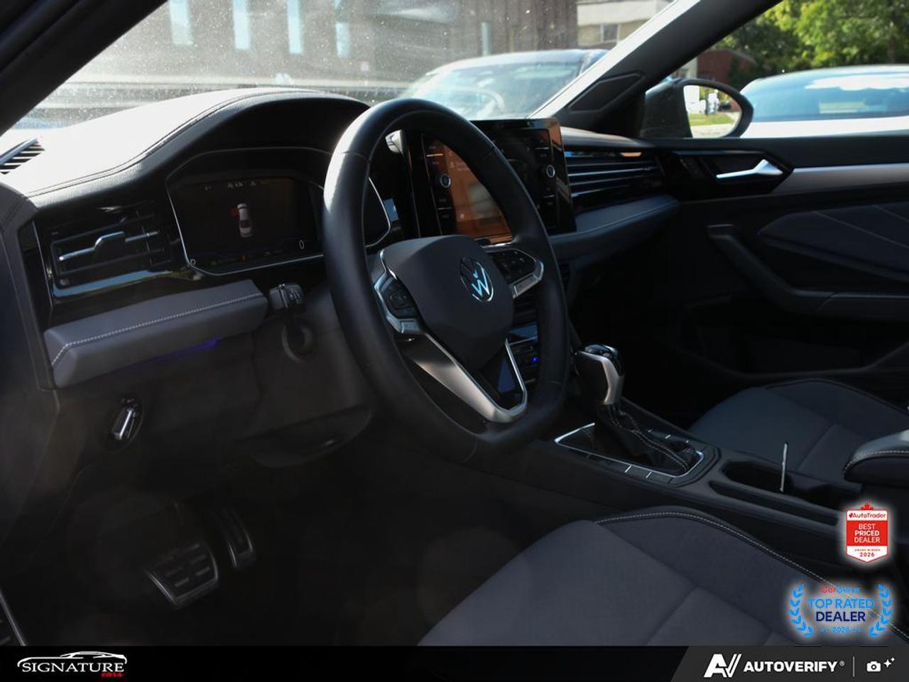 2025 Volkswagen Jetta Comfortline Sport Pkg No Accident Sunroof Leather Photo