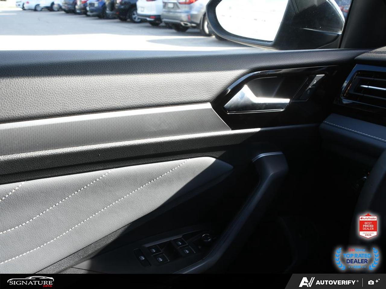 2025 Volkswagen Jetta Comfortline Sport Pkg No Accident Sunroof Leather Photo