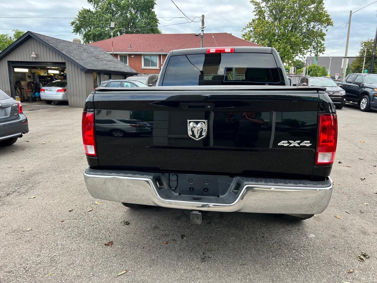 2017 RAM 1500 ST Crew Cab Photo