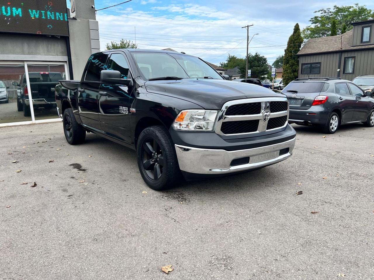 2017 RAM 1500 ST Crew Cab Photo