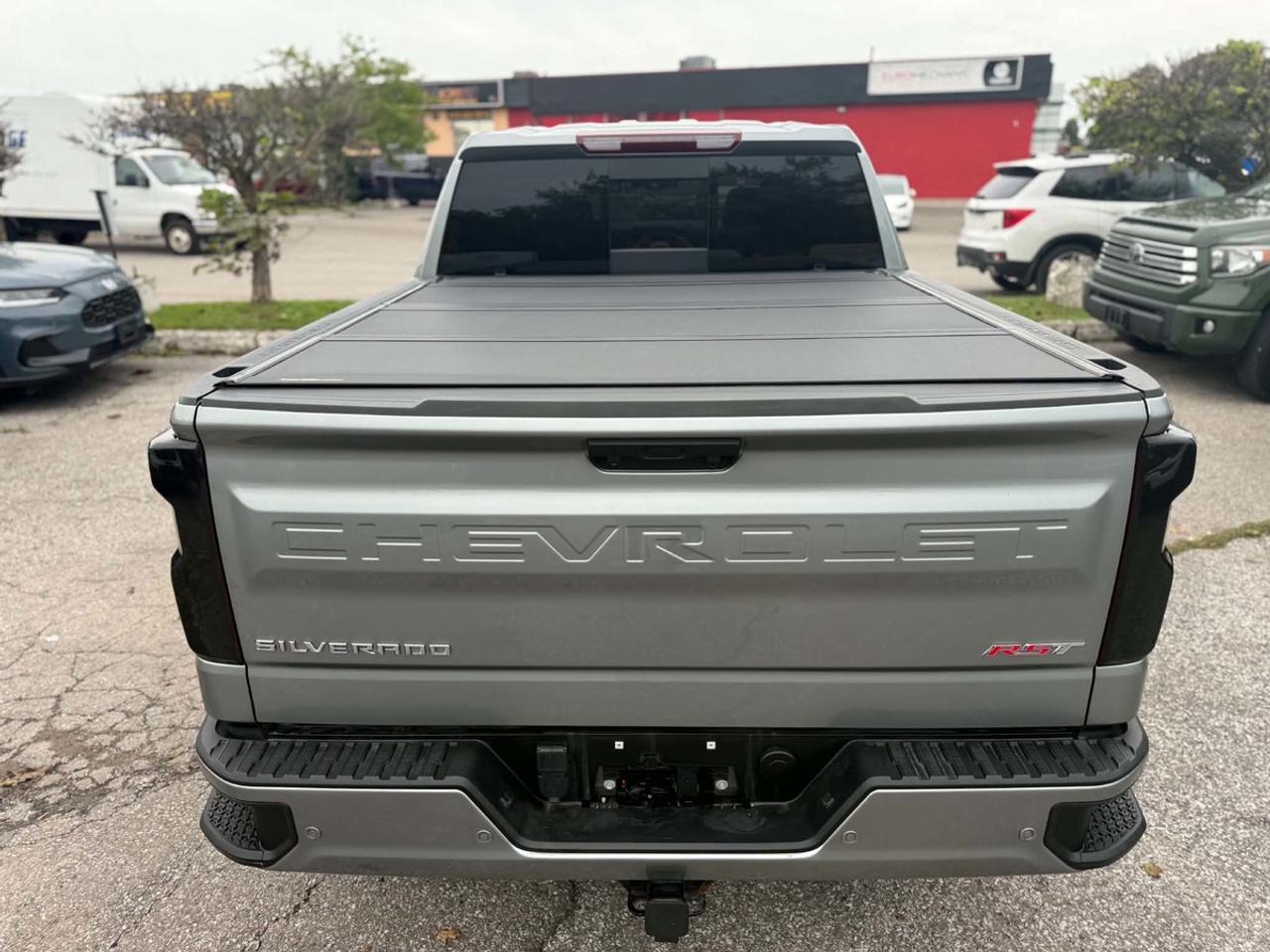 2024 Chevrolet Silverado 1500 RST Photo