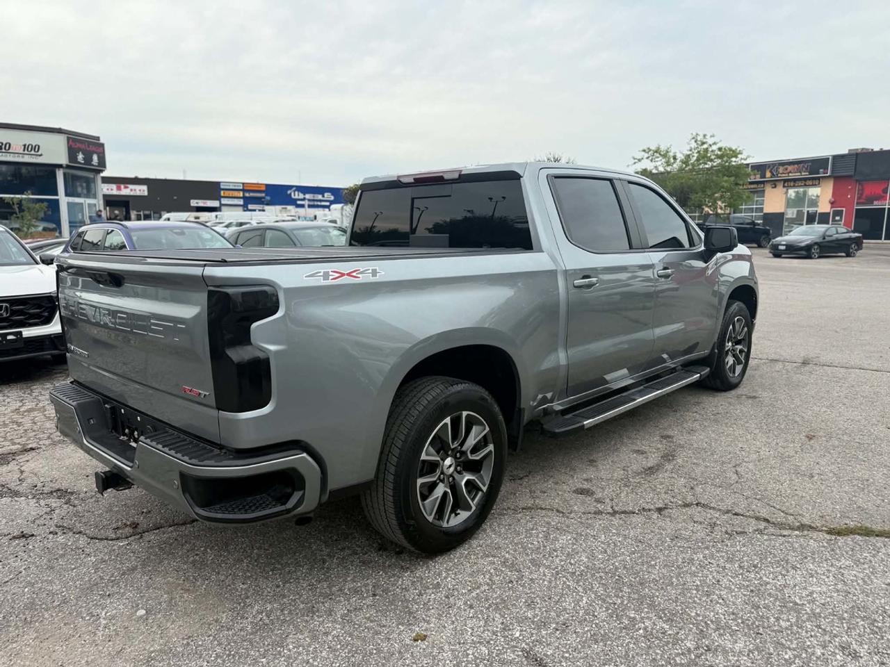 2024 Chevrolet Silverado 1500 RST Photo