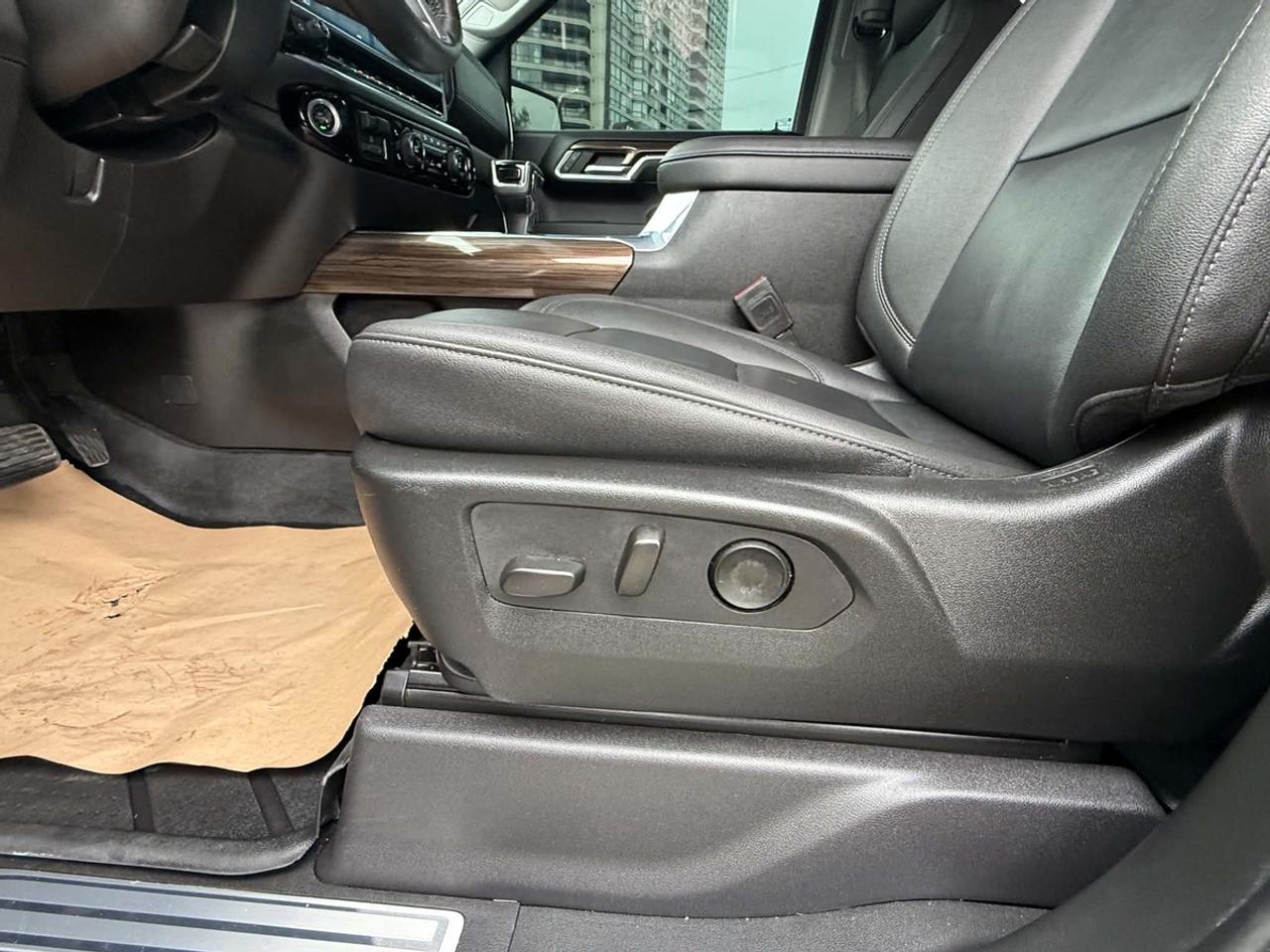 2024 Chevrolet Silverado 1500 RST Photo