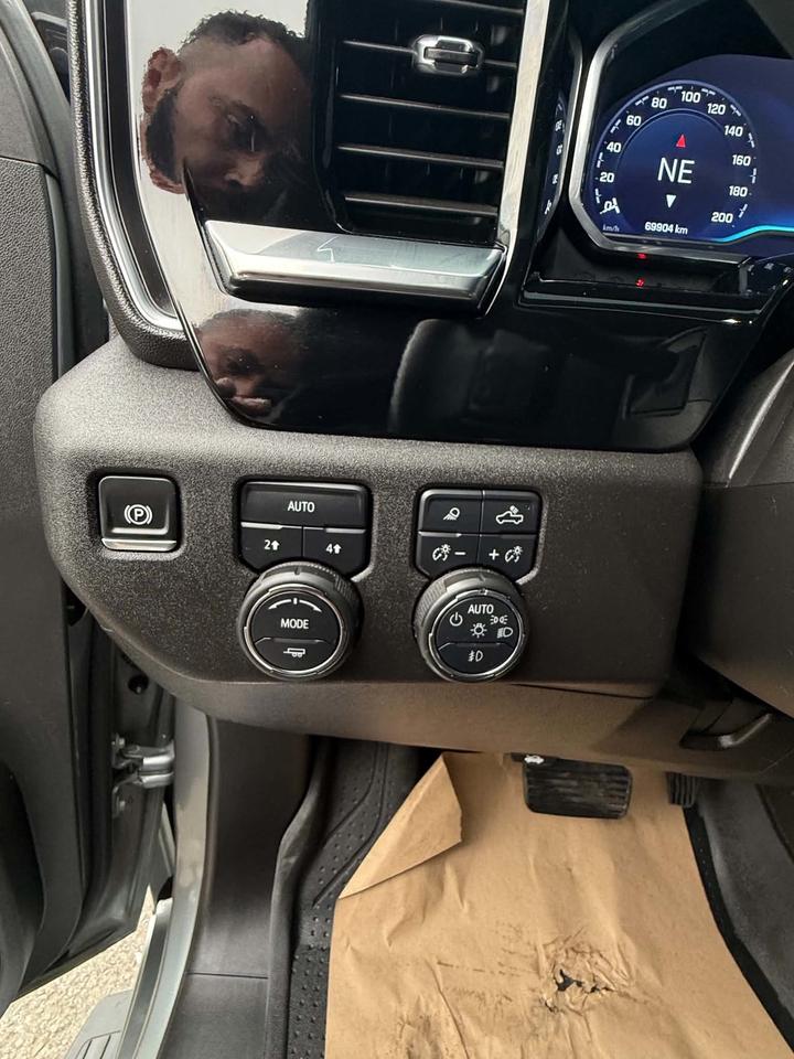 2024 Chevrolet Silverado 1500 RST Photo