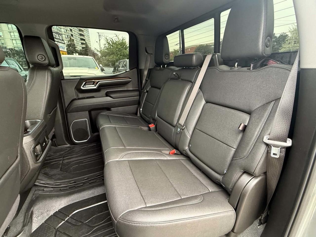 2024 Chevrolet Silverado 1500 RST Photo