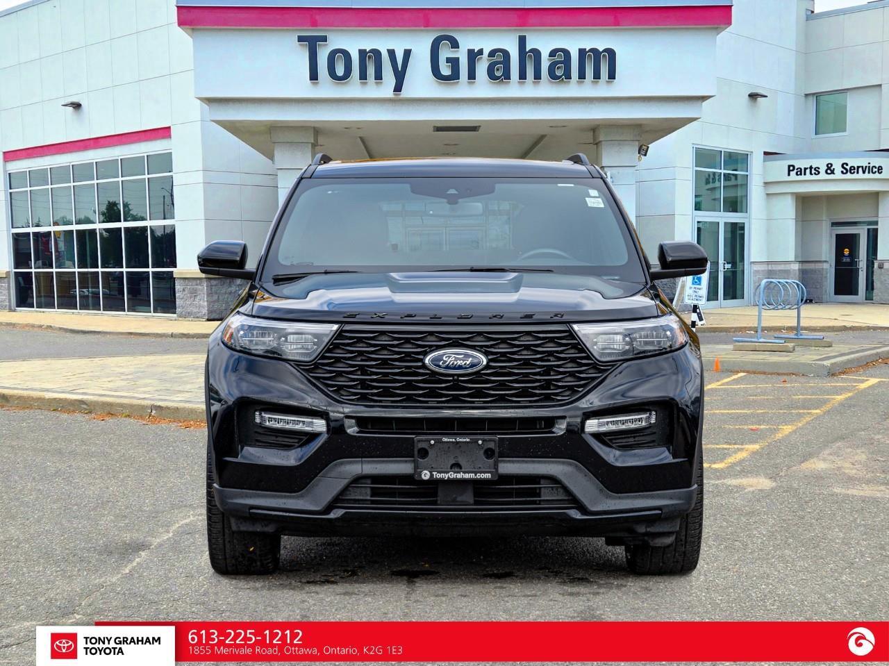 2024 Ford Explorer ST-Line Photo1