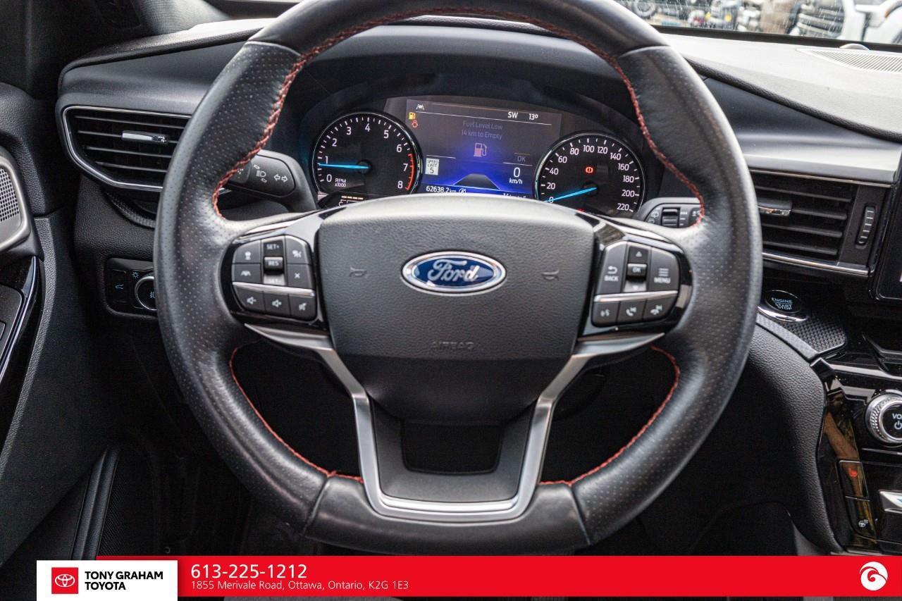 2024 Ford Explorer ST-Line Photo