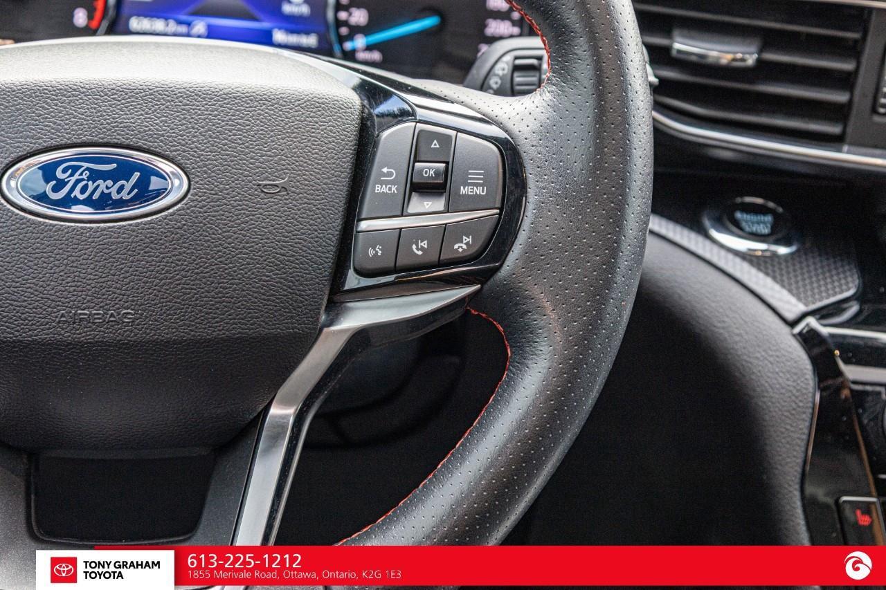 2024 Ford Explorer ST-Line Photo