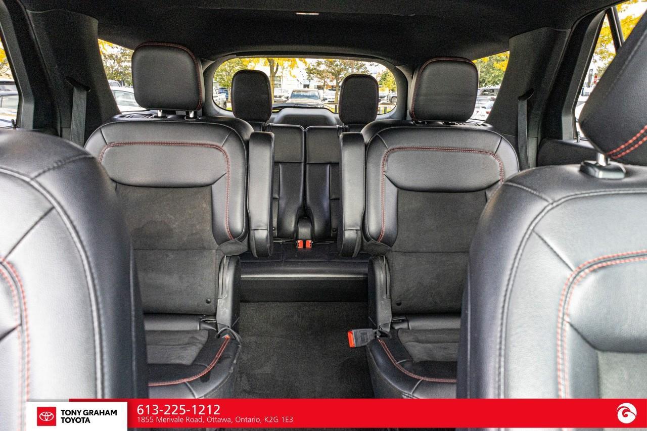2024 Ford Explorer ST-Line Photo