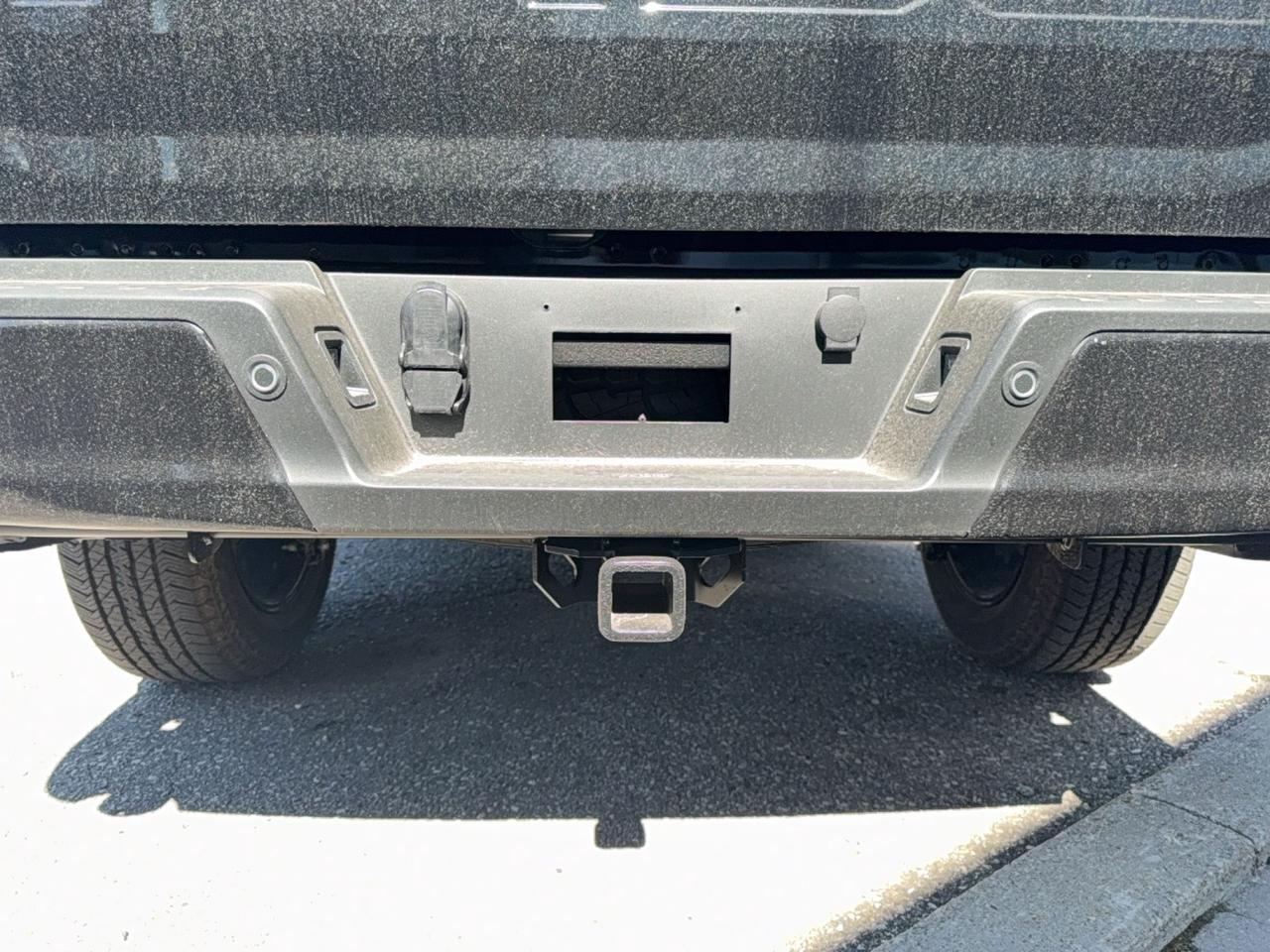 2026 Ford F-150 LARIAT, MOONROOF, TOW/HAUL PKG, BLACK PKG Photo
