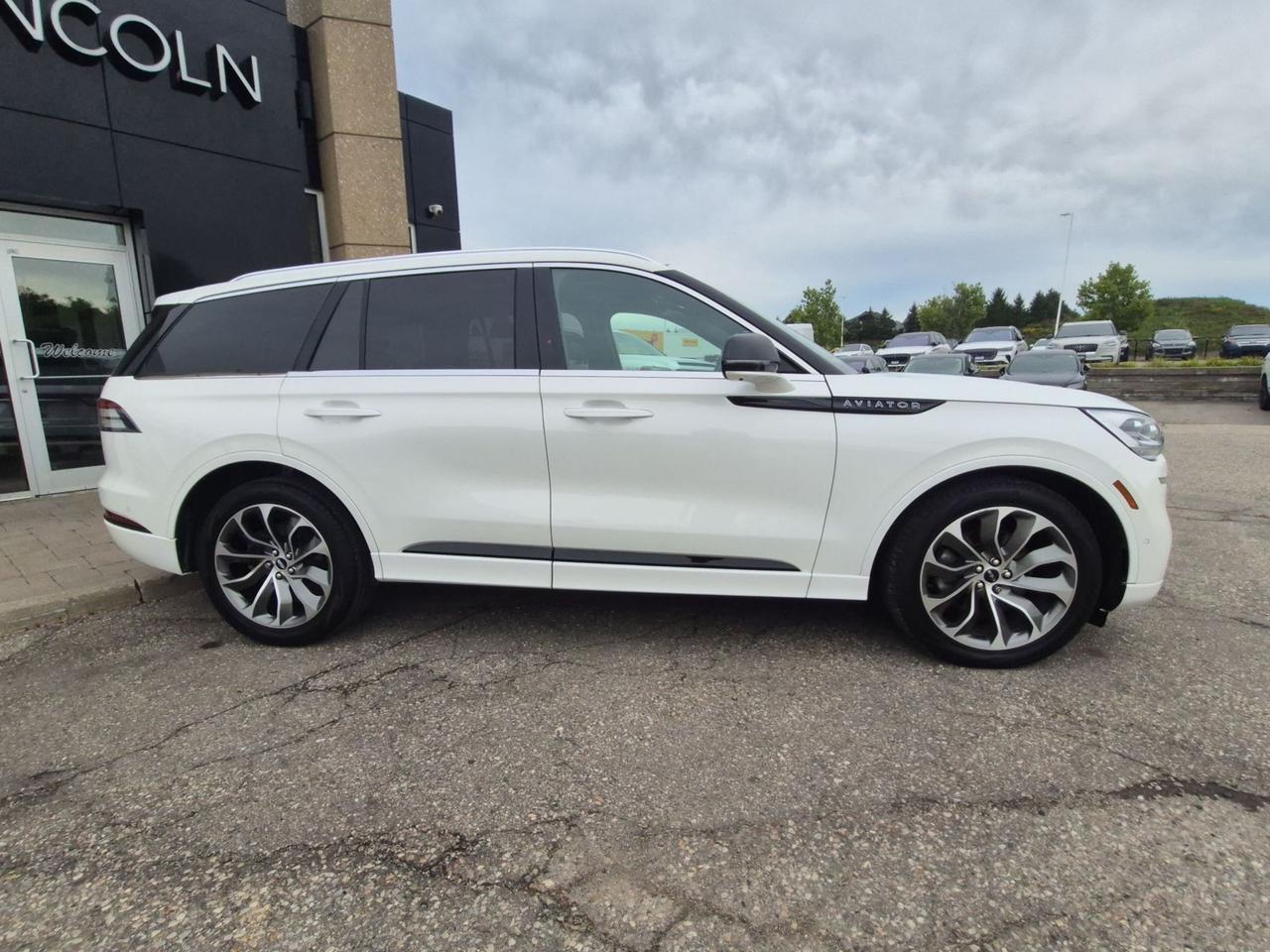 2020 Lincoln Aviator GT! PHEV! BOUGHT HERE, SERVICED HERE! LOCAL TRADE! Photo1