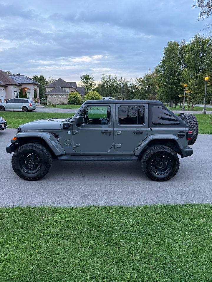 2022 Jeep Wrangler Unlimited Sahara 4X4 Photo1
