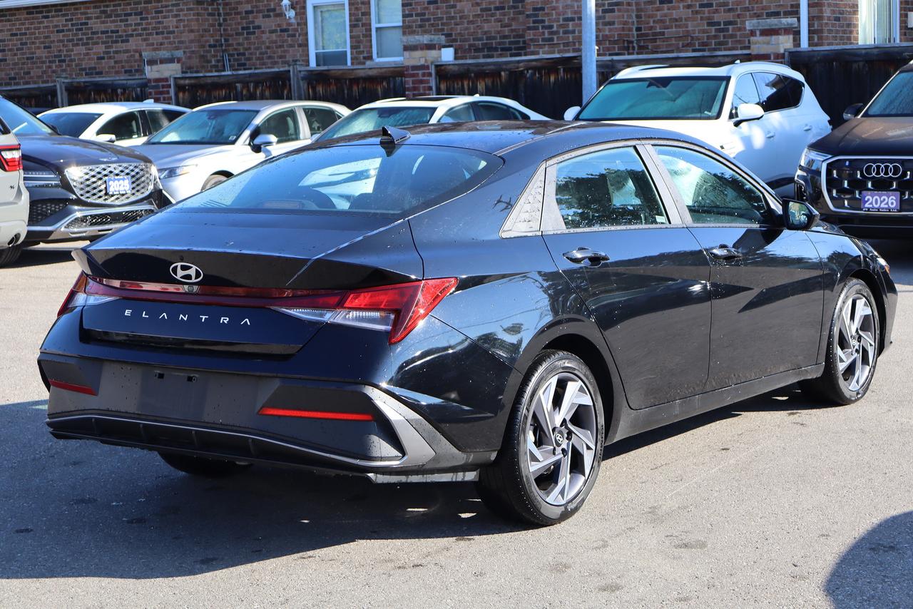 2025 Hyundai Elantra Preferred Photo