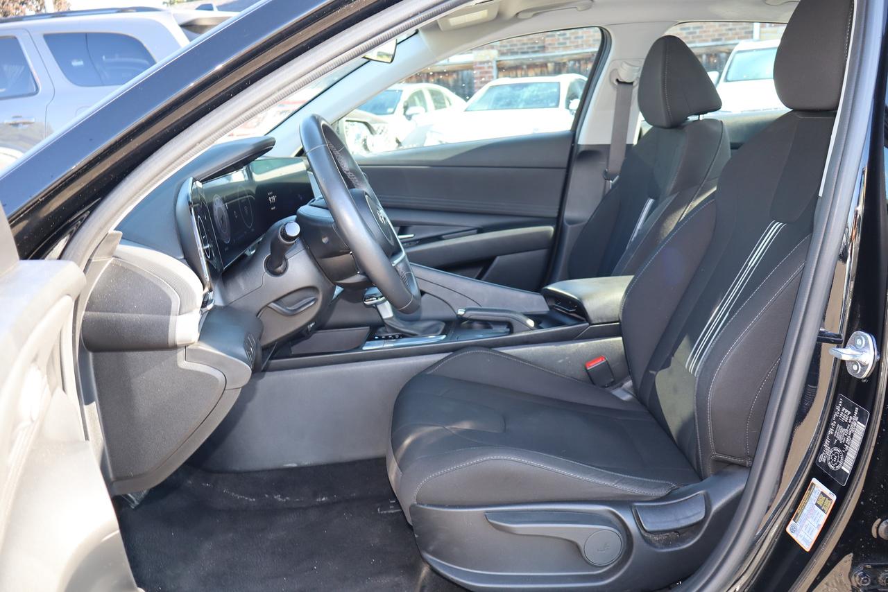 2025 Hyundai Elantra Preferred Photo