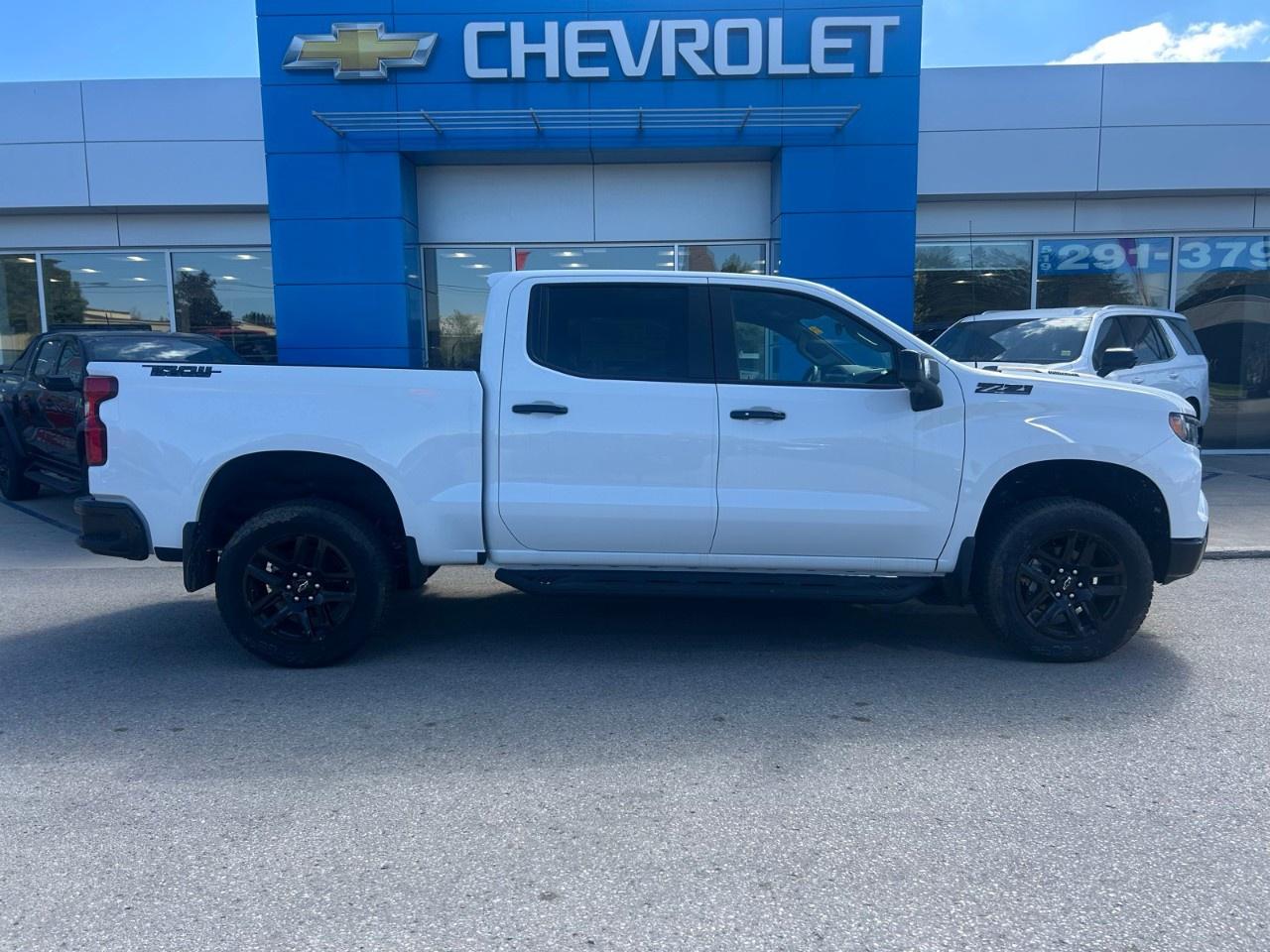 2026 Chevrolet Silverado 1500 Crew Cab Short Box 4-Wheel Drive LT Trail Boss Photo5