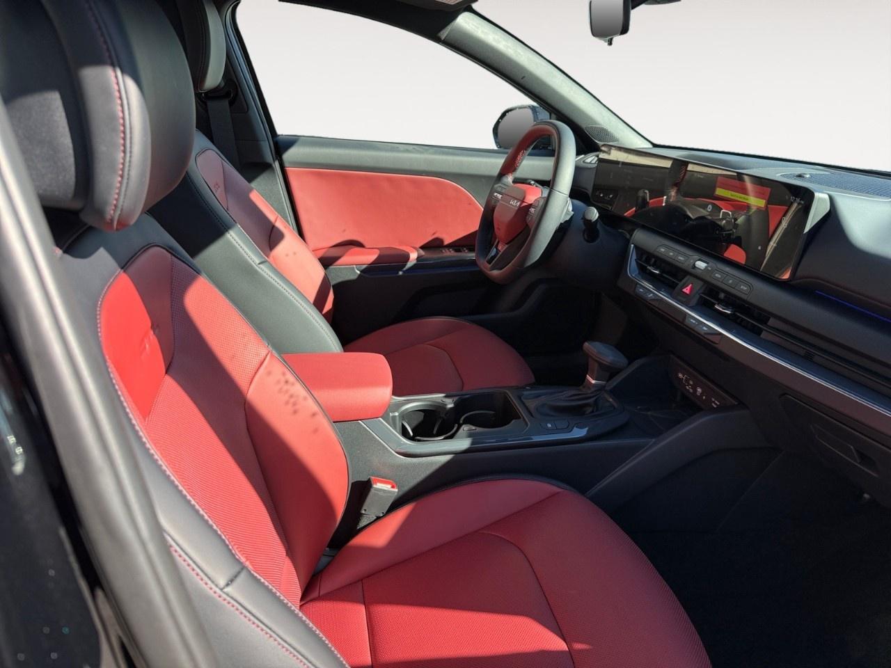 2026 Kia K4 GT-Line Turbo FWD w/Red Interior Photo