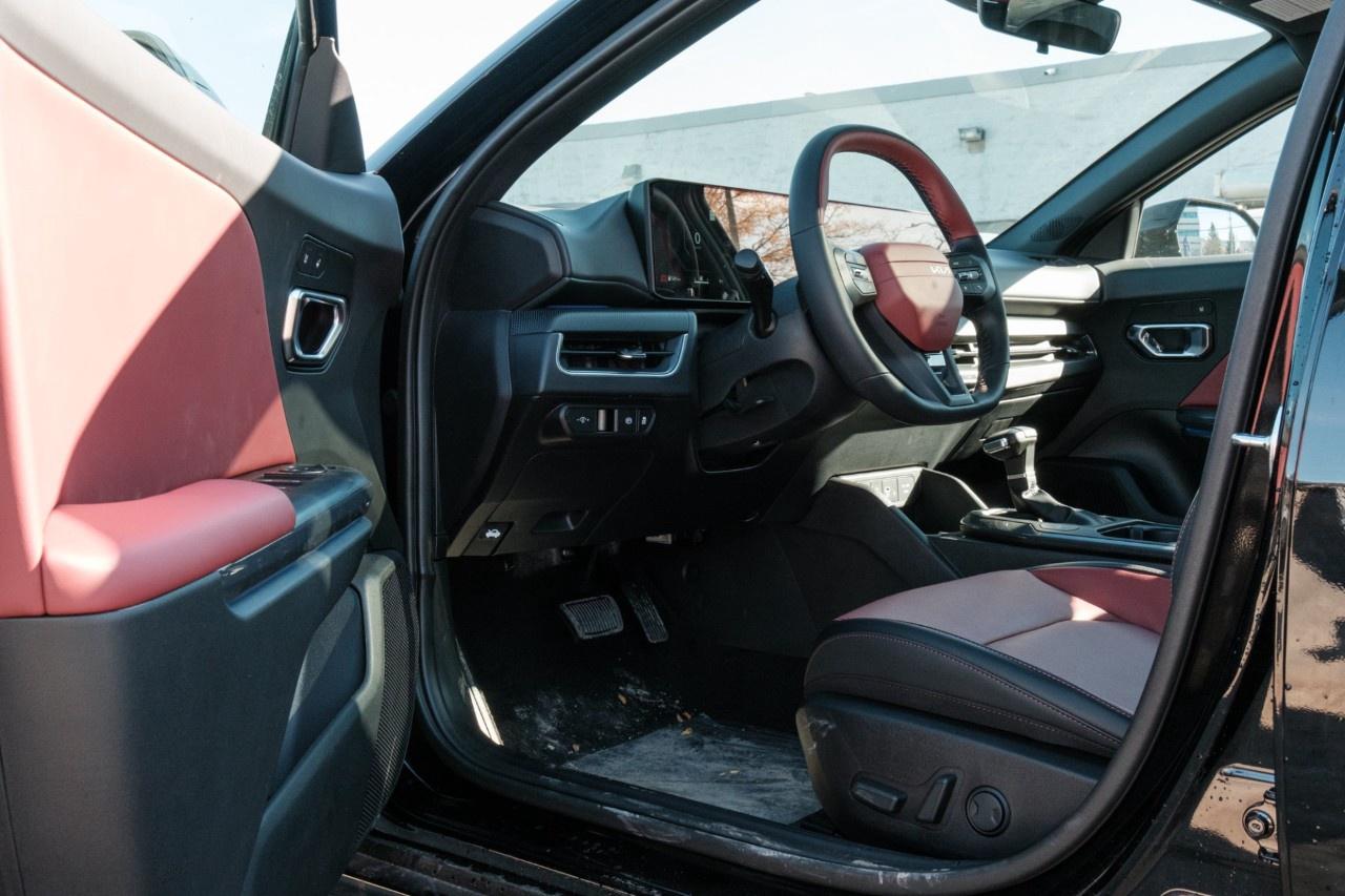 2026 Kia K4 GT-Line Turbo FWD w/Red Interior Photo
