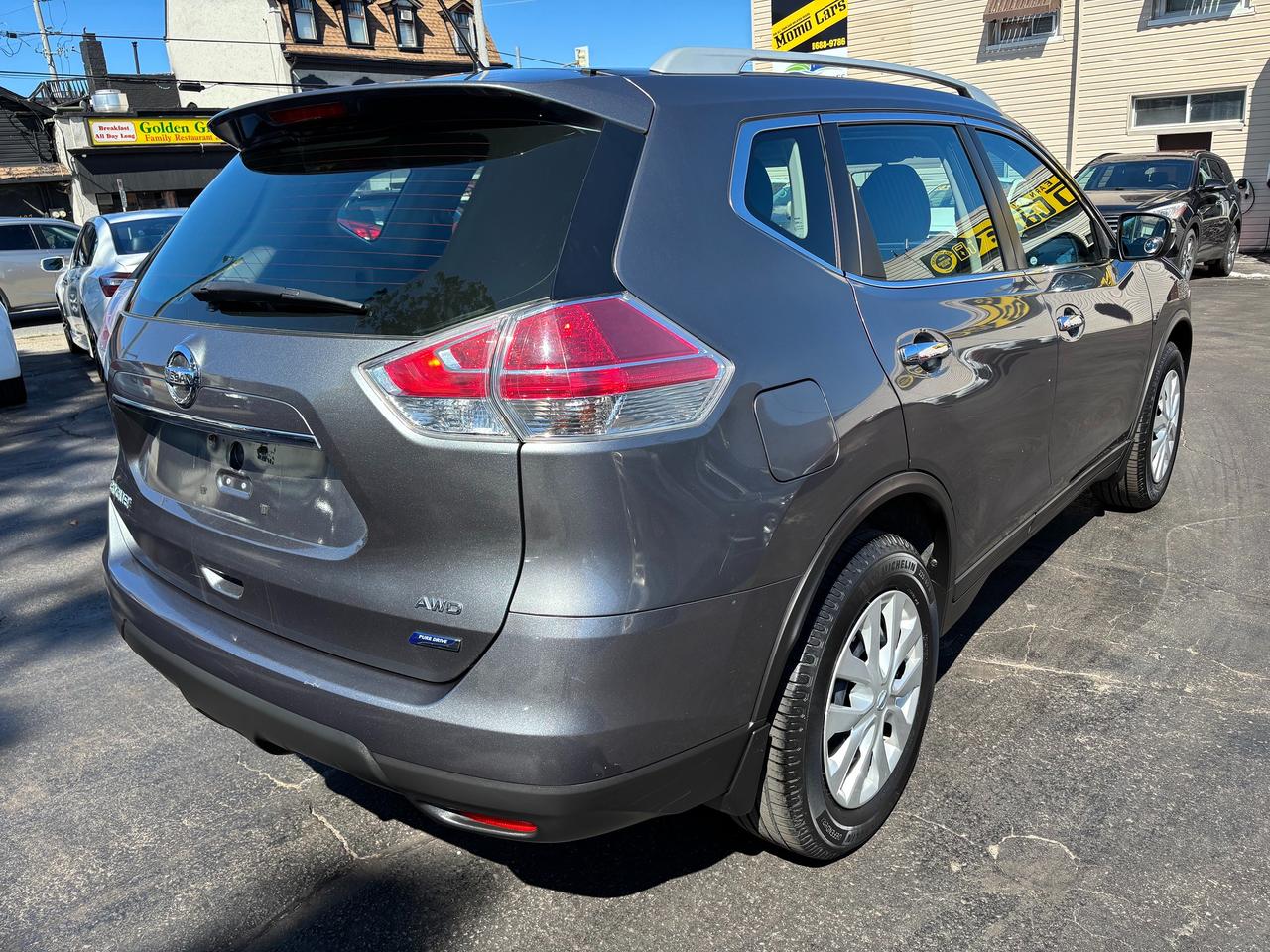 2014 Nissan Rogue S Photo