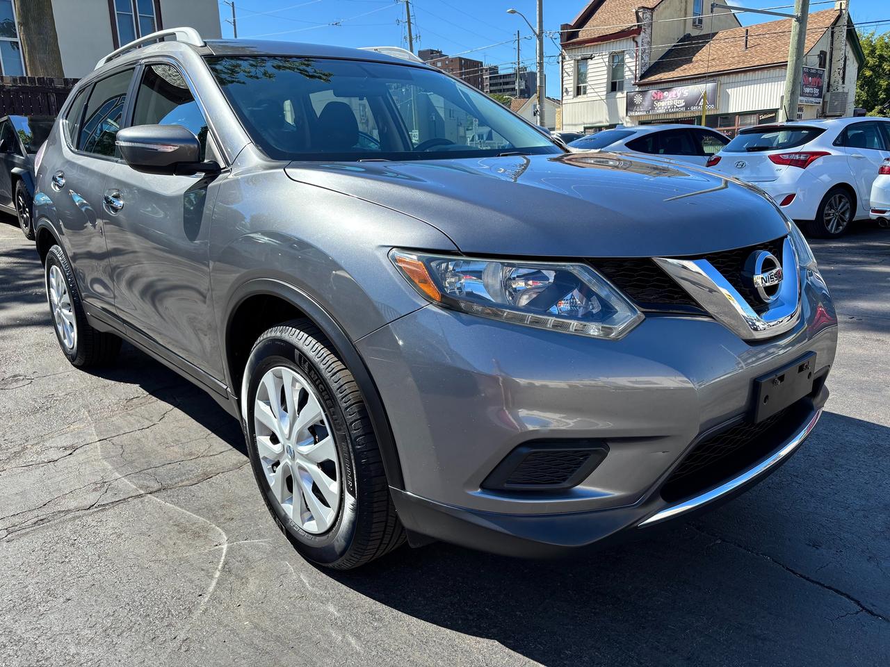 2014 Nissan Rogue S Photo