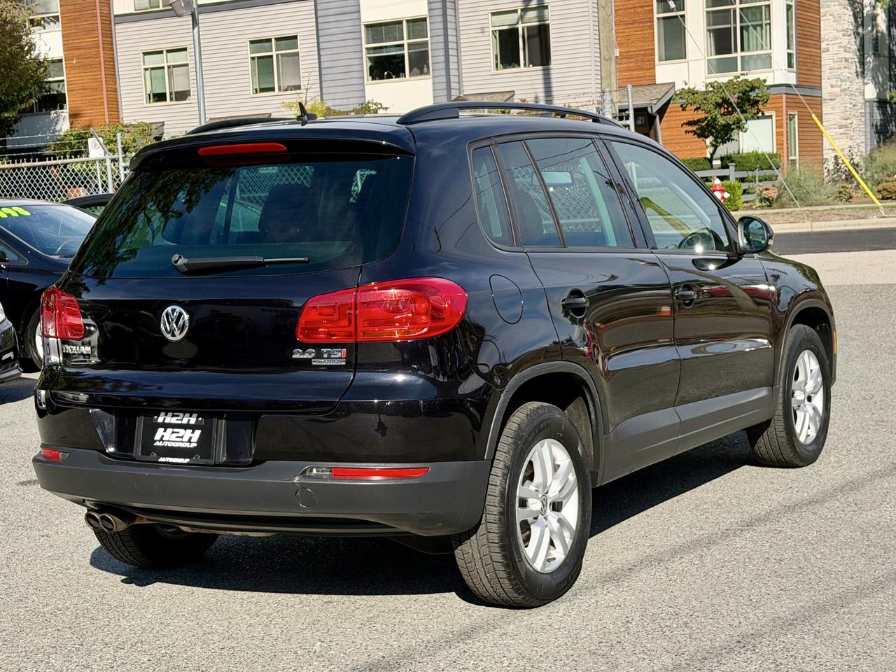 2014 Volkswagen Tiguan FINANCING AVAILABLE Photo4