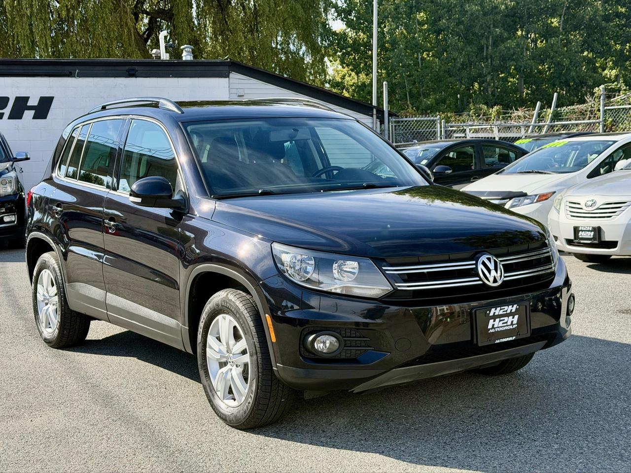 2014 Volkswagen Tiguan FINANCING AVAILABLE Photo3