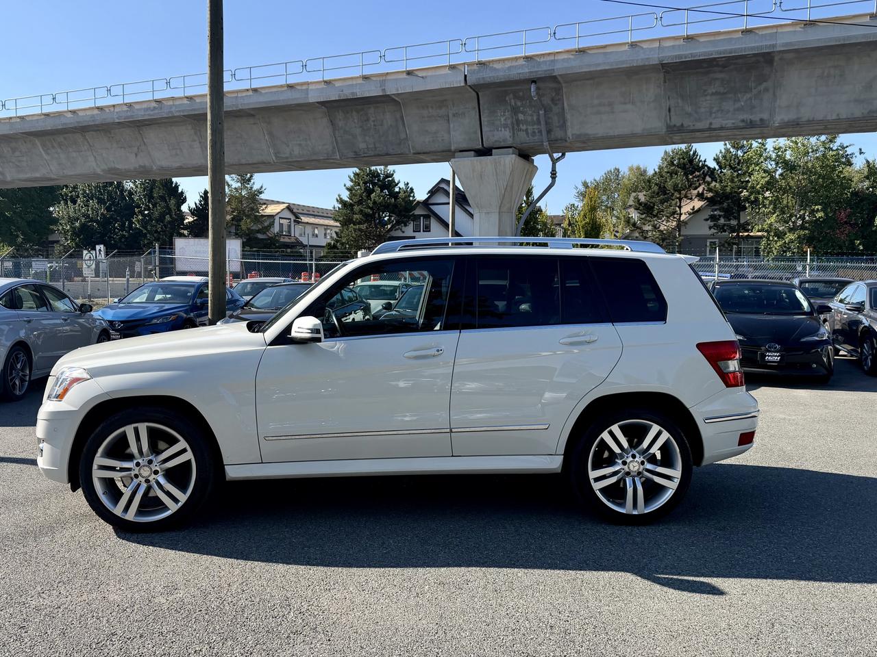 2011 Mercedes-Benz GLK-Class FINANCING AVAILABLE Photo8