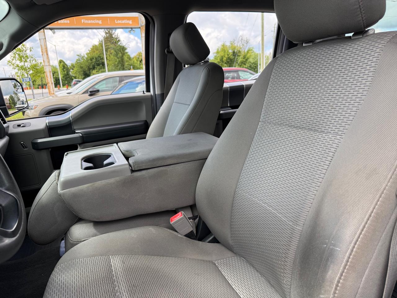 2018 Ford F-150 XLT Bluetooth! Photo