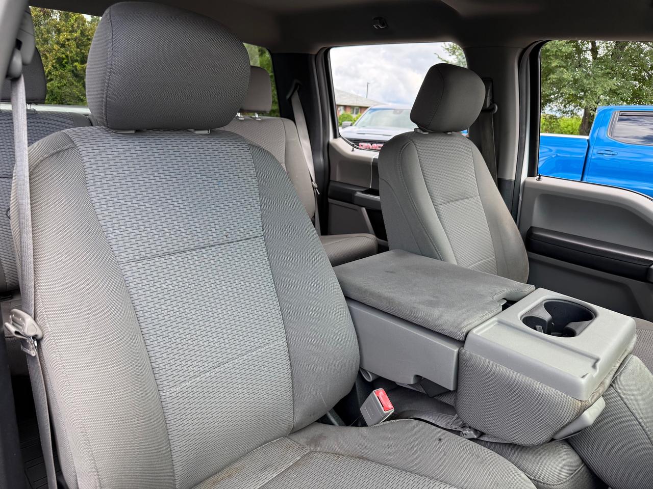 2018 Ford F-150 XLT Bluetooth! Photo