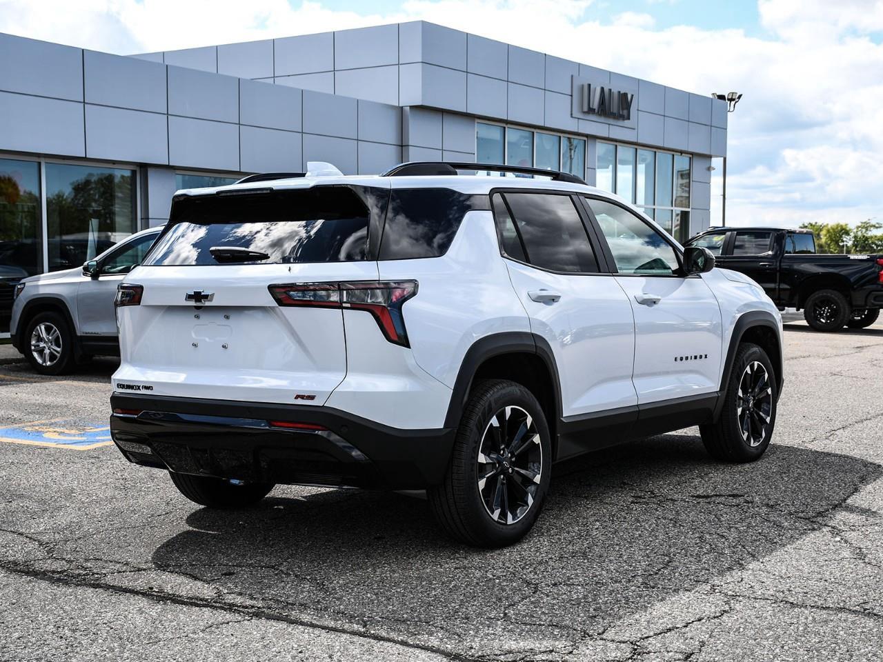 2027 Chevrolet Equinox RS Photo