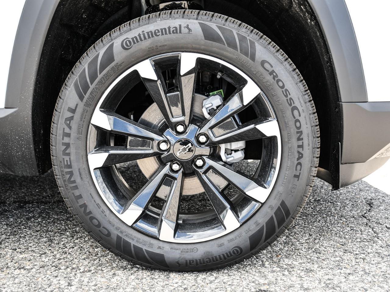 2027 Chevrolet Equinox RS Photo