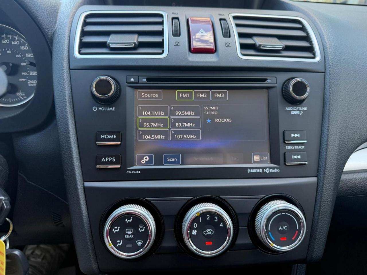 2015 Subaru Impreza 2.0i AWD /automatic /rear camera /bluetooth - Photo #15