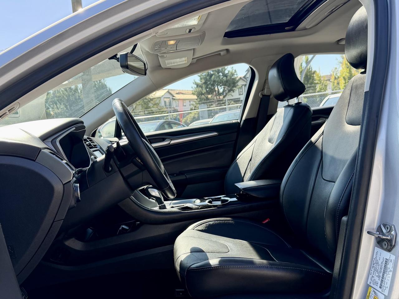 2015 Ford Fusion FINANCING AVAILABLE Photo9